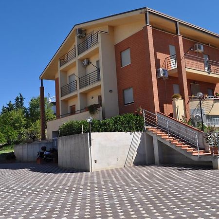 La Specchia Bed & Breakfast Matera Bagian luar foto