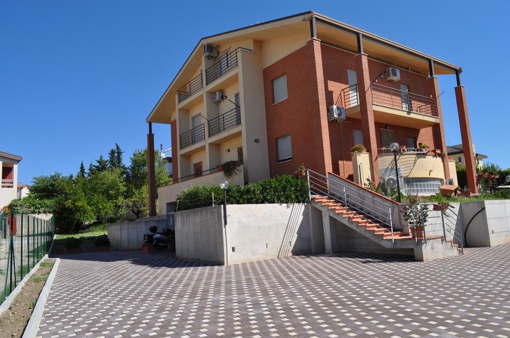La Specchia Bed & Breakfast Matera Bagian luar foto